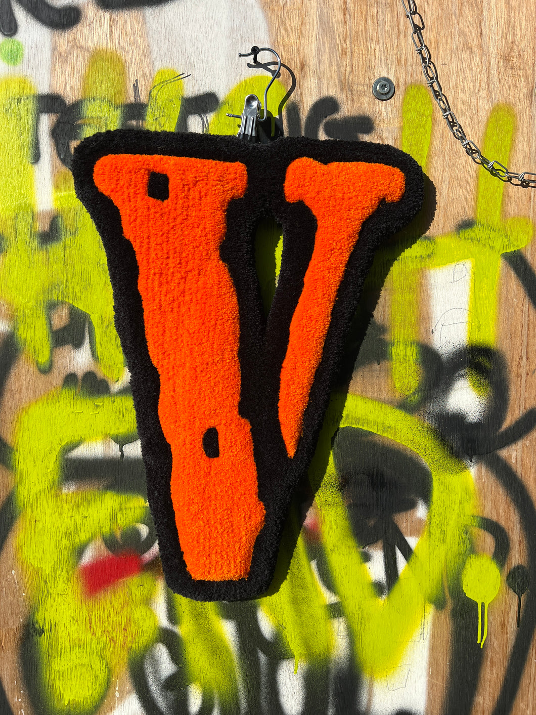 VLONE LOGO TUFTED RUG